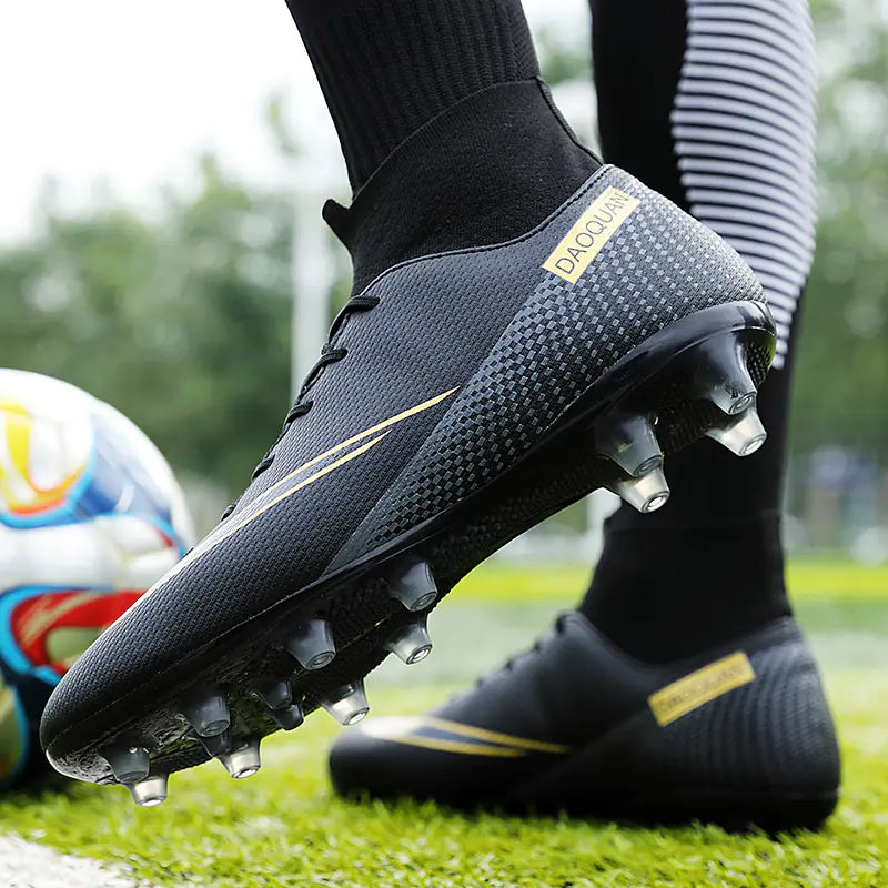 Men's High-Top Football Shoes for Competition and Training